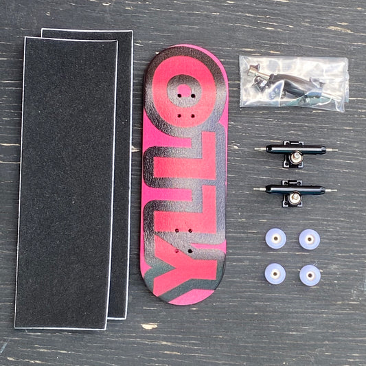 "Big Hot Pink" Yllo Fingerboard