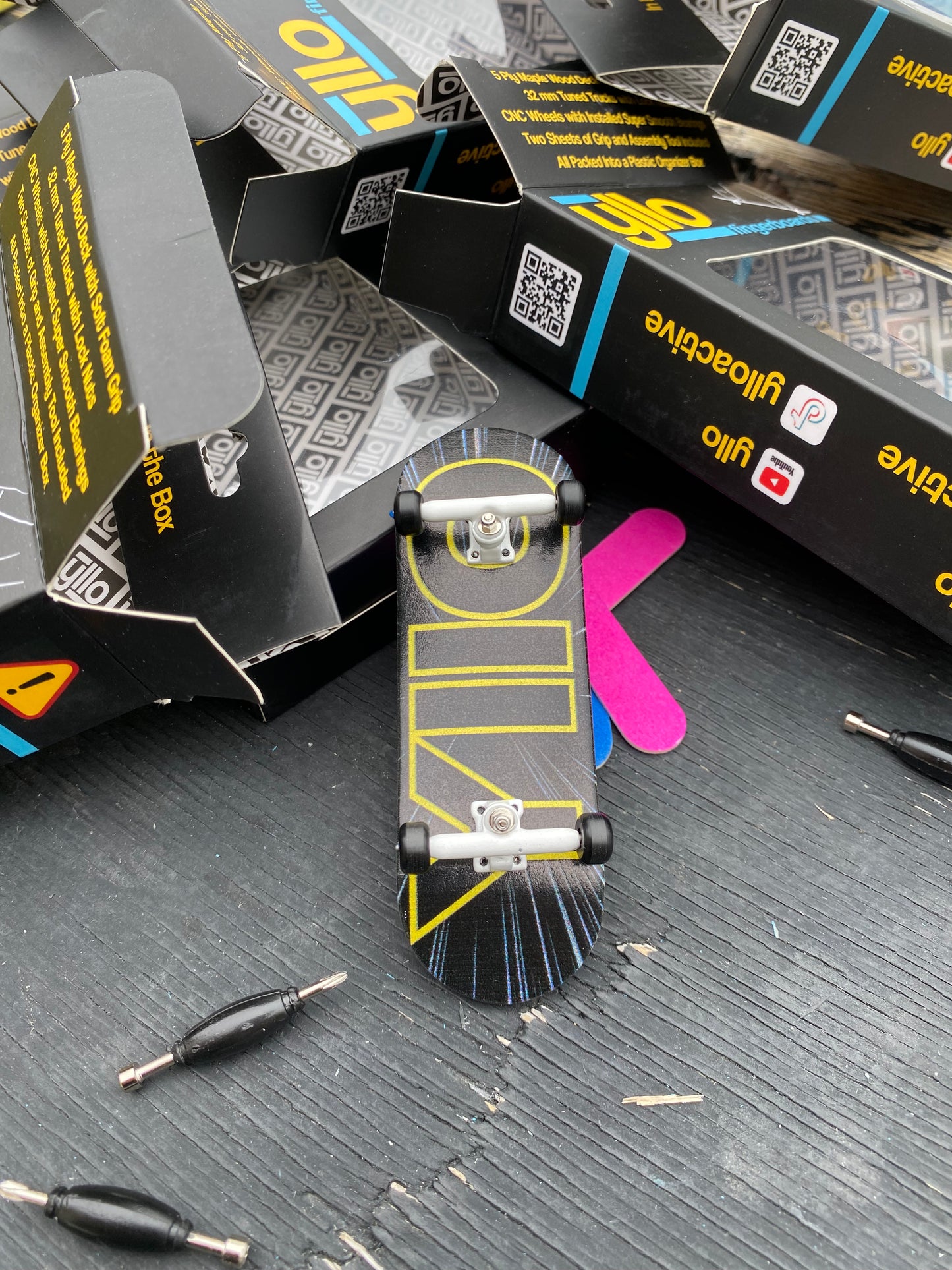 "Hyperspace" Yllo Fingerboard