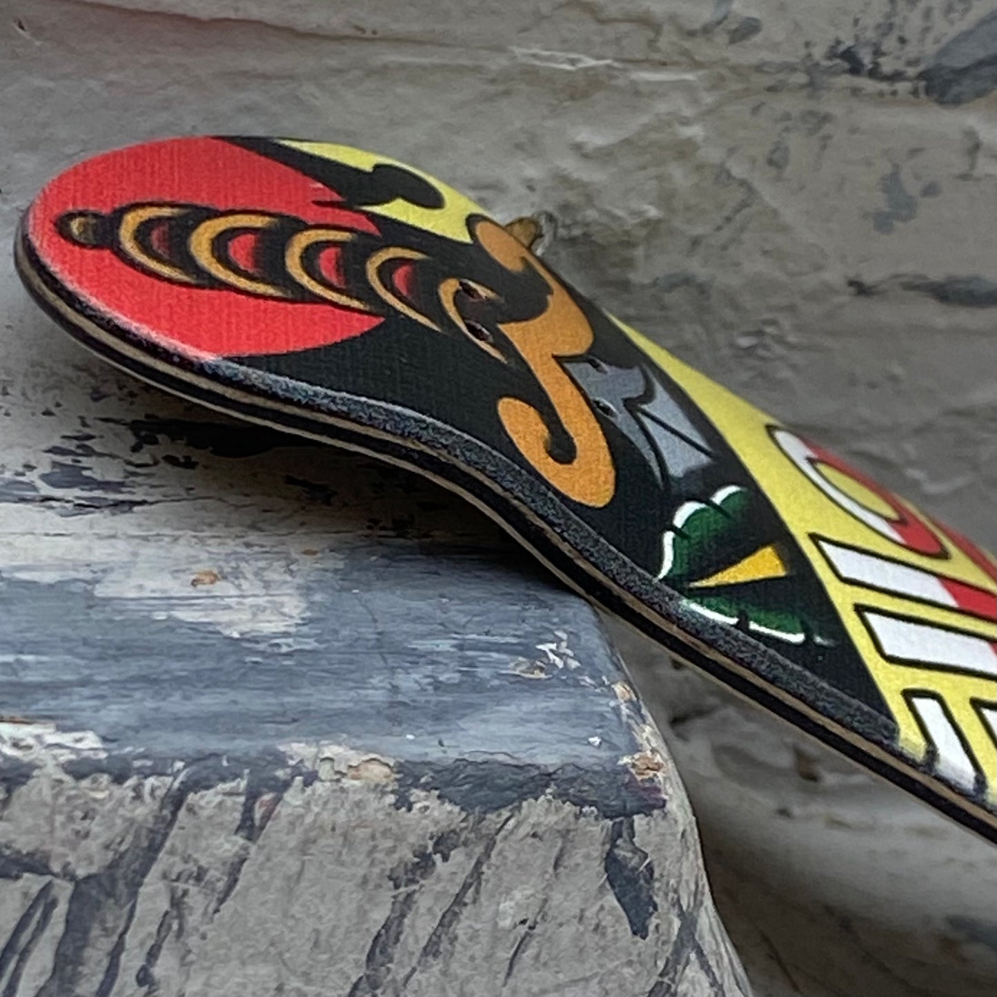 "Dagger" Yllo Fingerboard