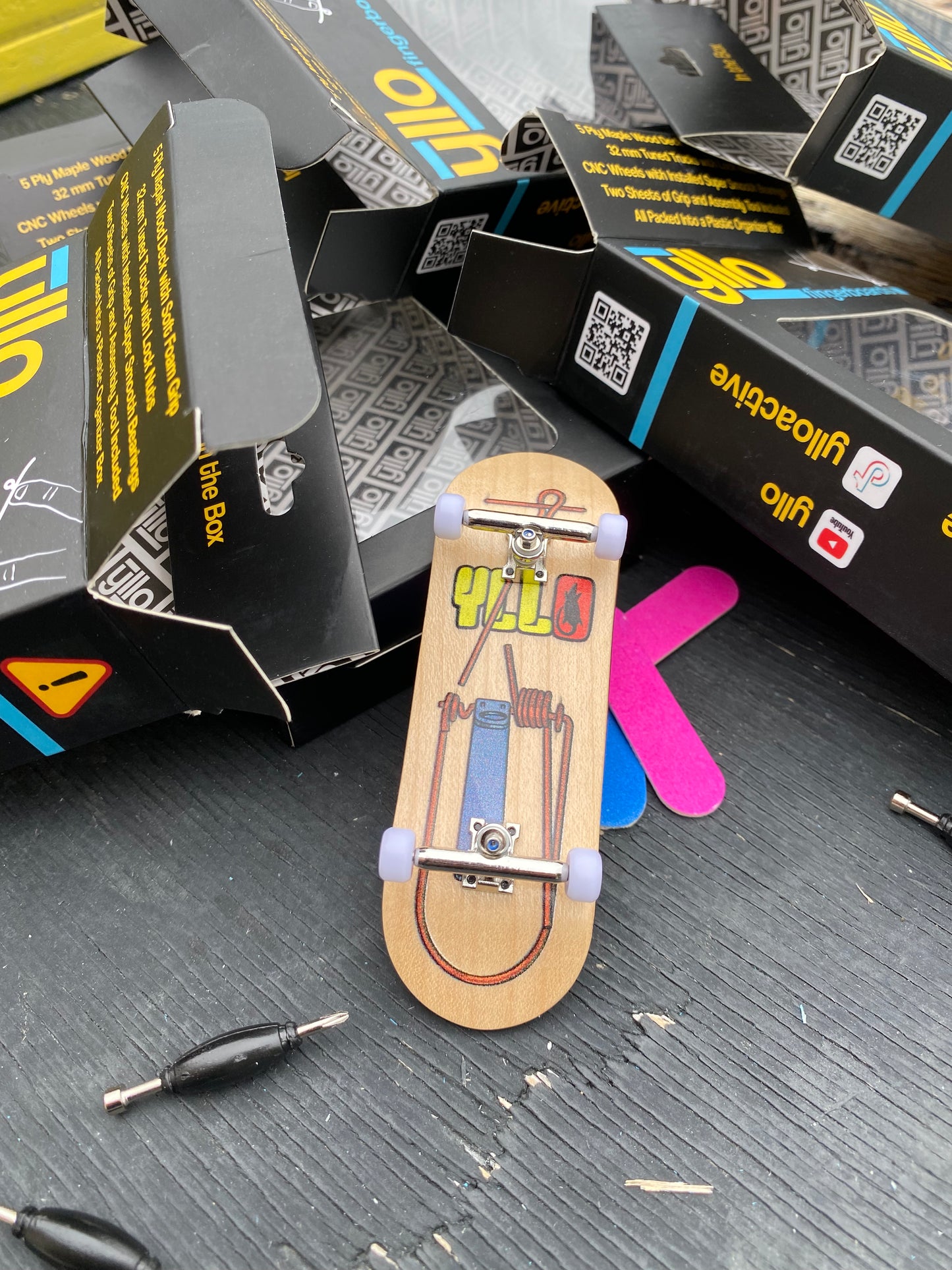 "Finger Trap" Yllo Fingerboard