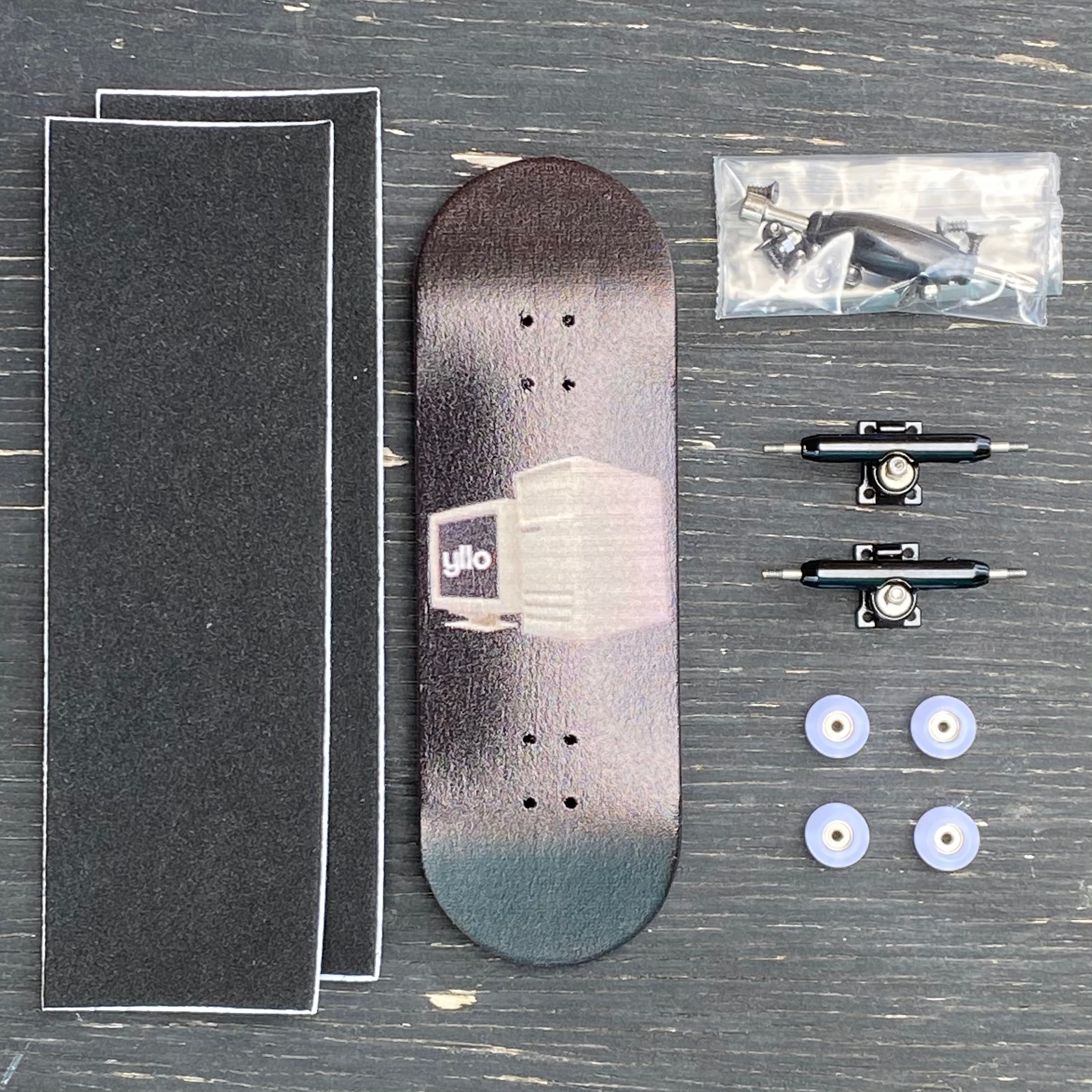 "Computer Motherboard" Yllo Fingerboard