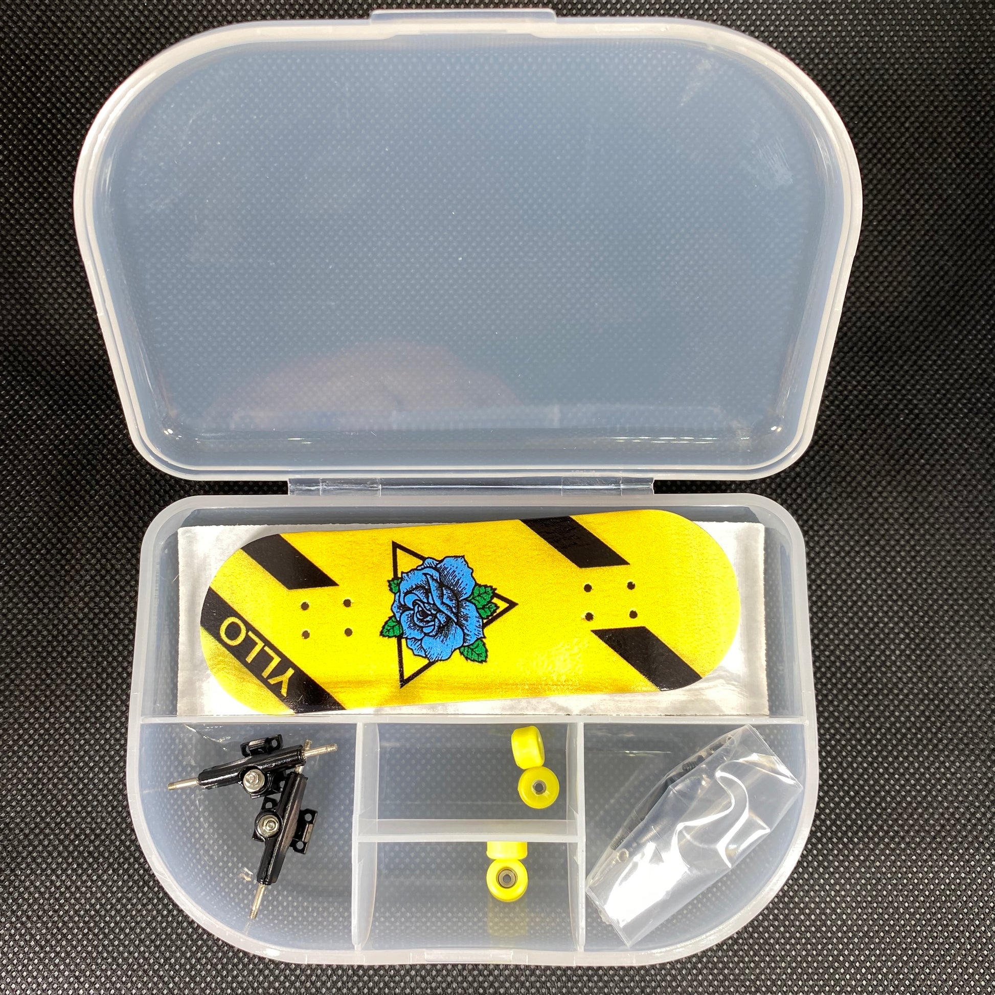 Blue Rose Yllo Fingerboard