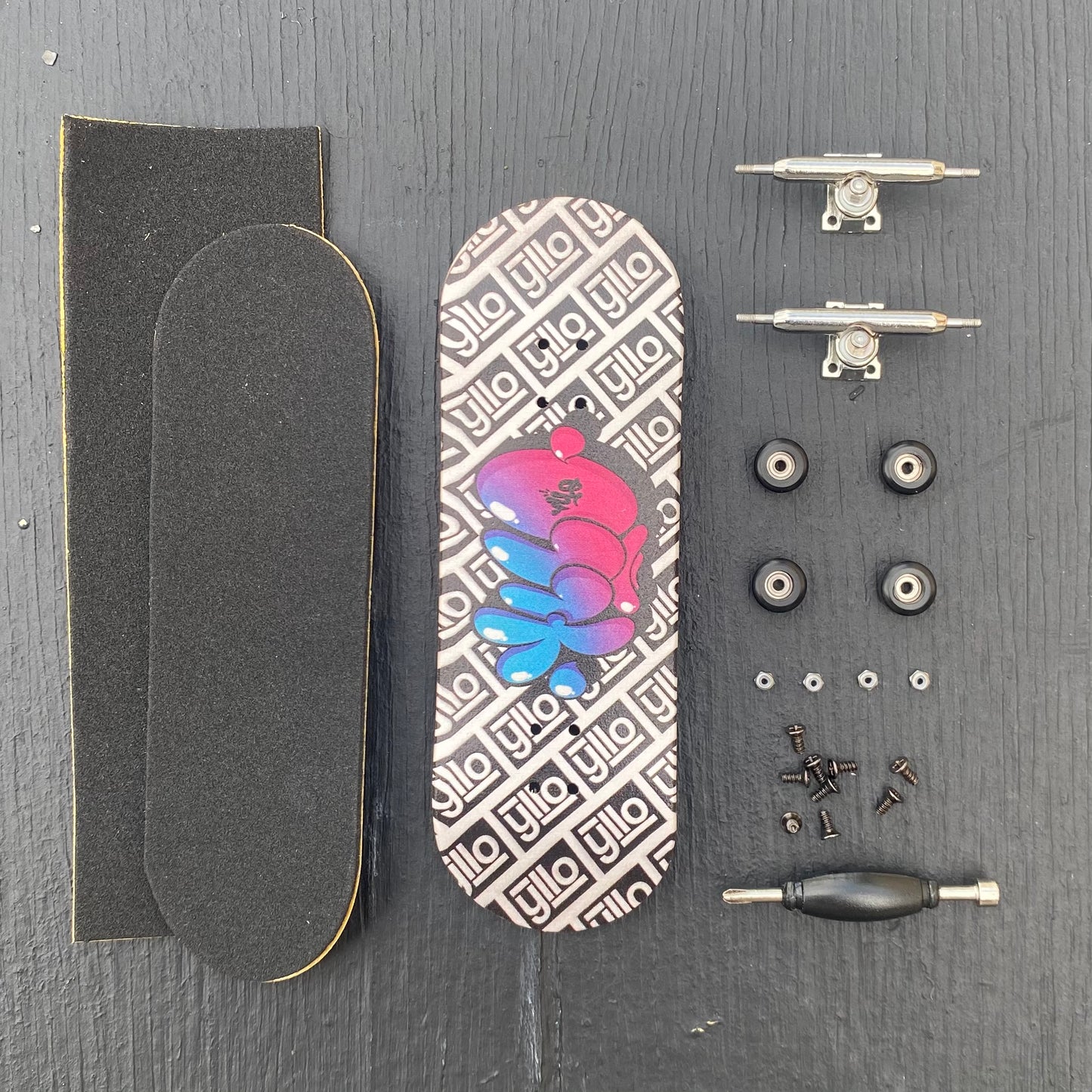 "Simon Dee" Yllo Fingerboard