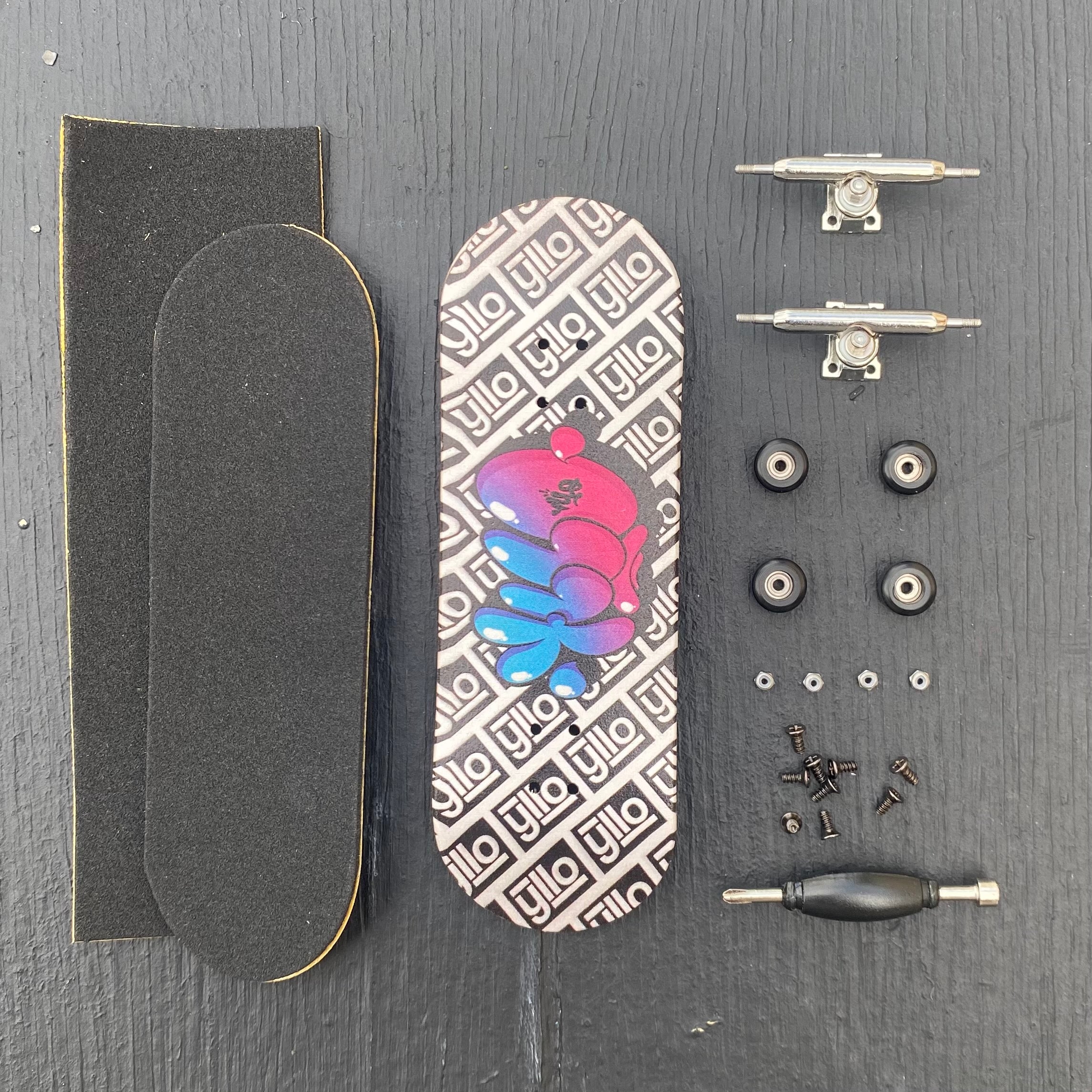 アート・デザイン・音楽 Learning the Fingerboard Heat Transfer Graphic Wooden Fingerboard Deck, 