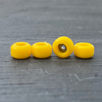 "WhytMyk" Collab Yllo Fingerboard